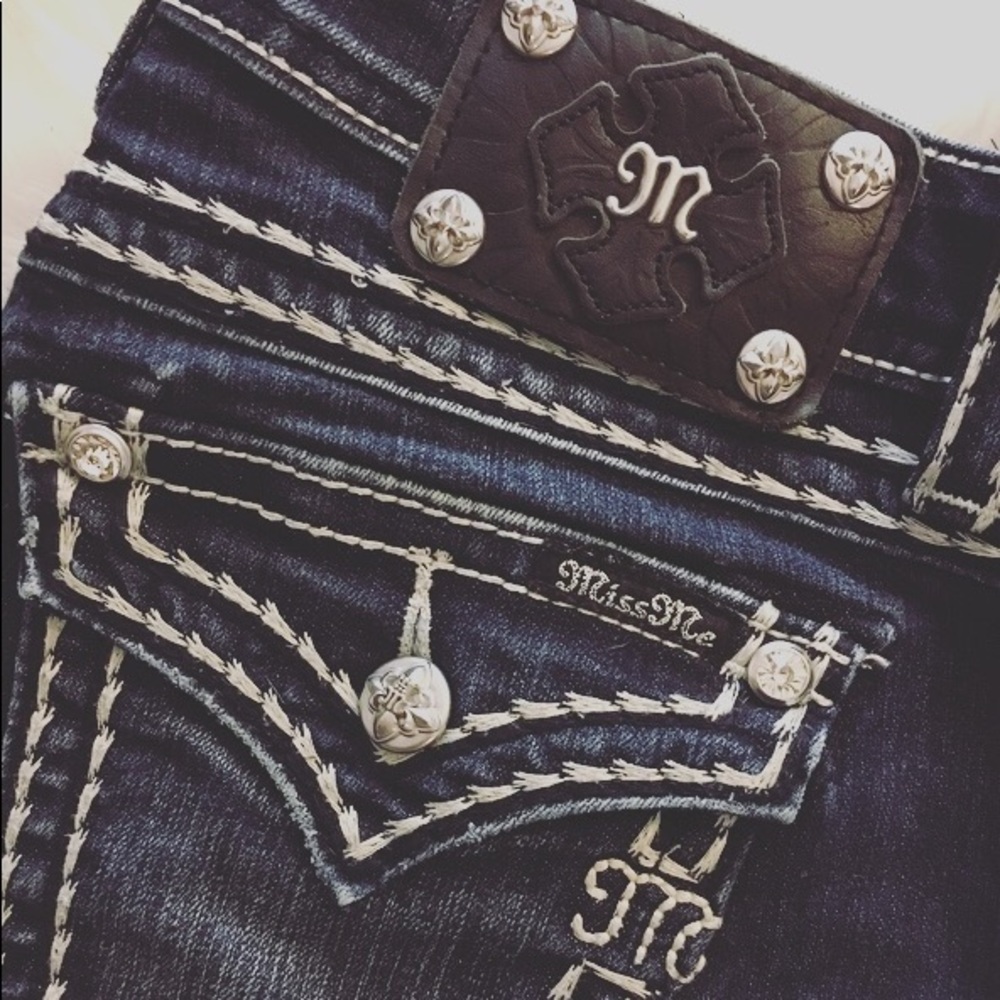 Miss Me Jeans - Picture 3 of 5